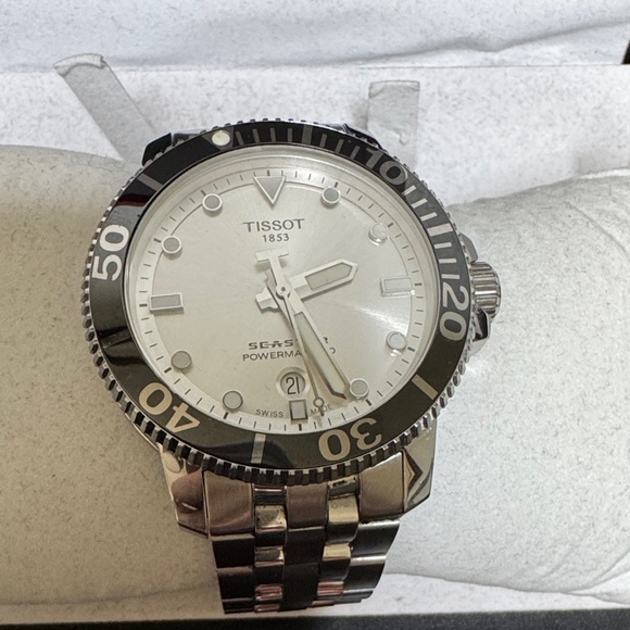 Tissot Seastar Powermatic 80